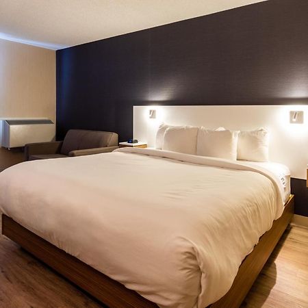 Comfort Inn Rouyn Exterior photo