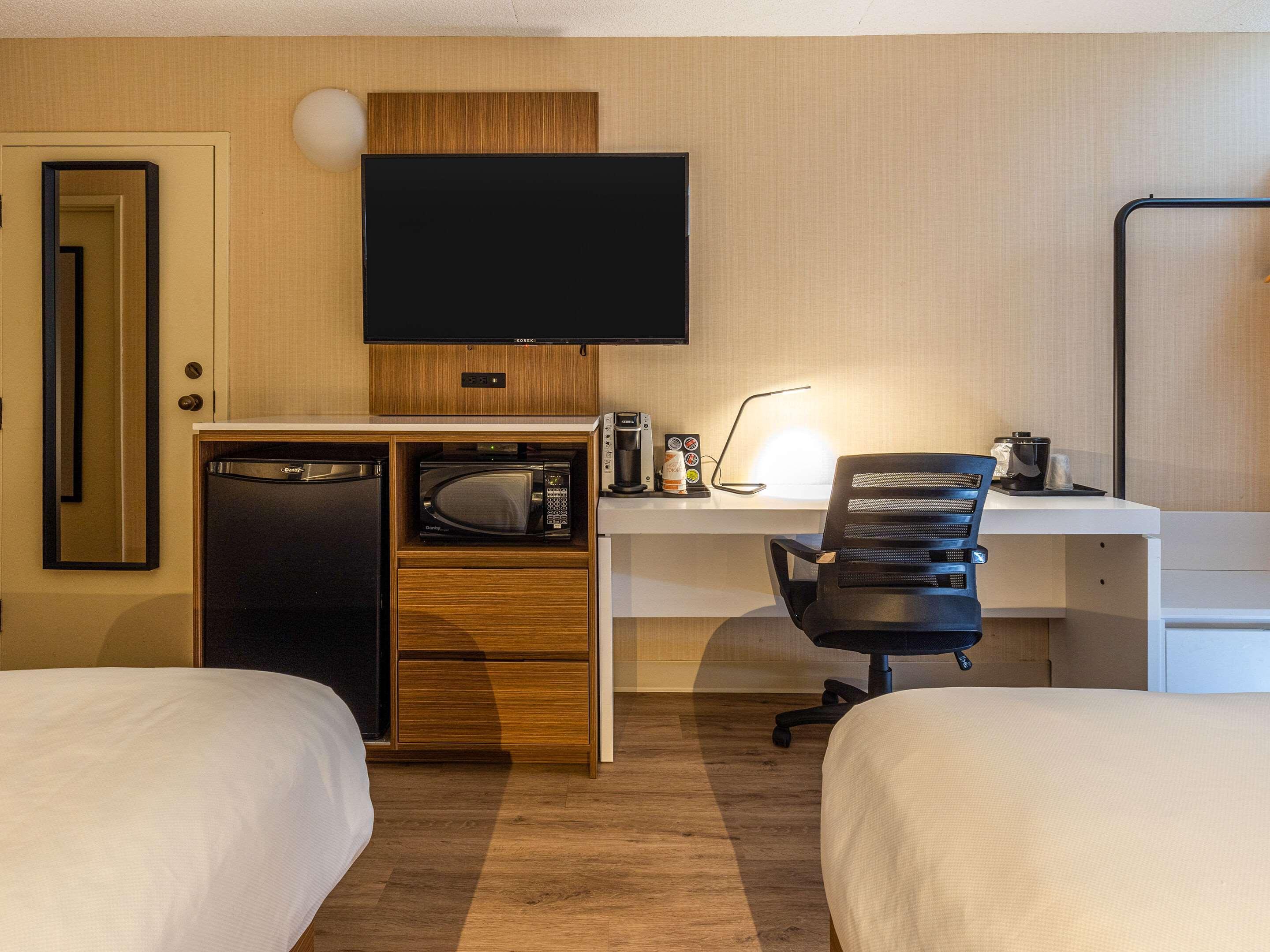 Comfort Inn Rouyn Exterior photo