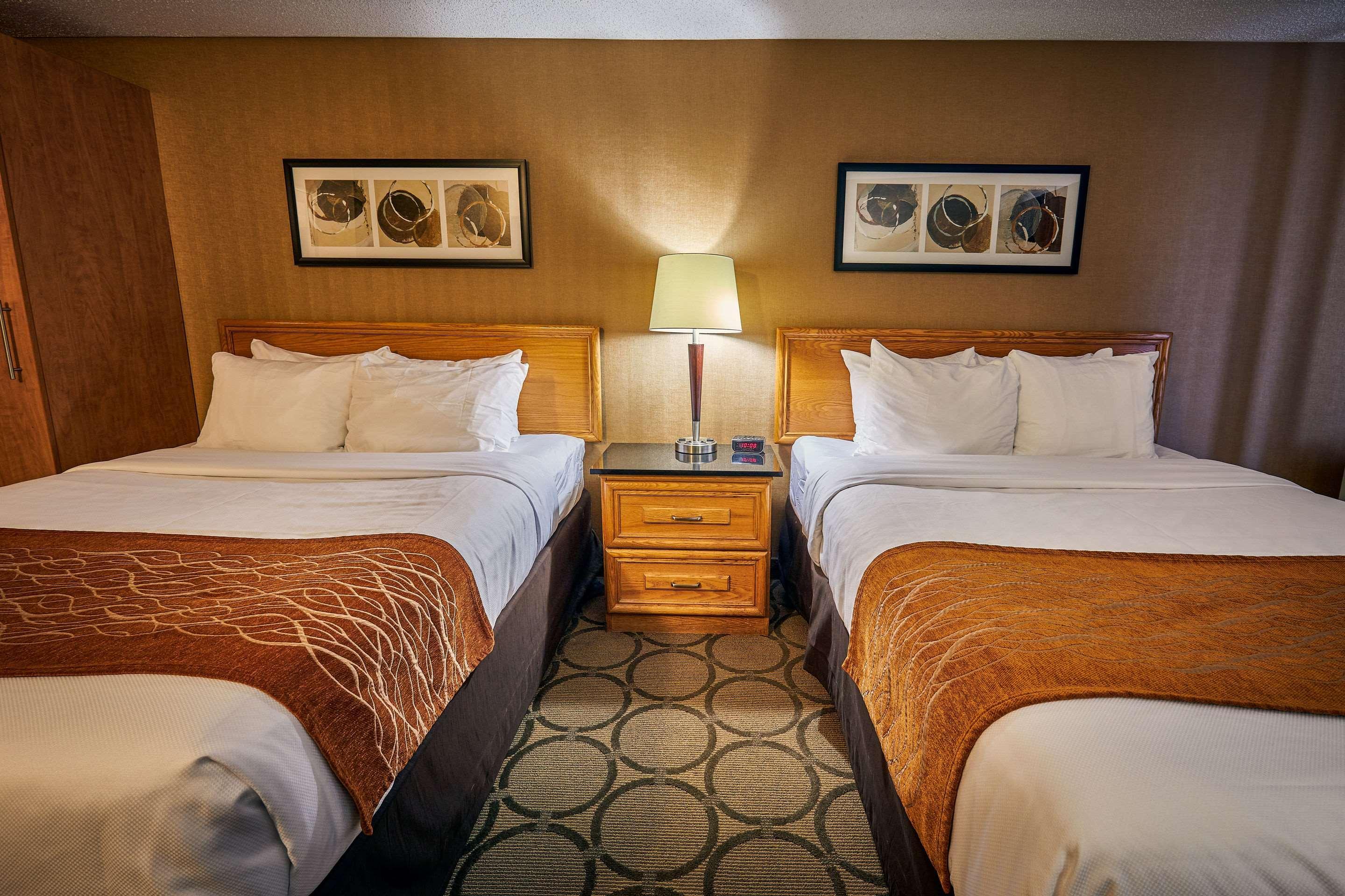 Comfort Inn Rouyn Exterior photo